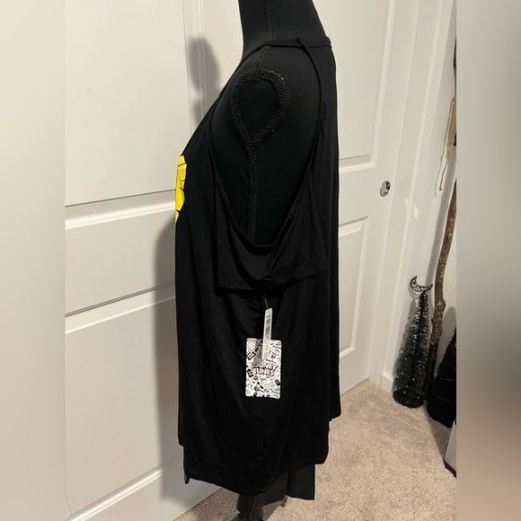 Torrid Cold Shoulder Marvin the Martian Top Size 2X - 18/20 - Picture 5 of 8